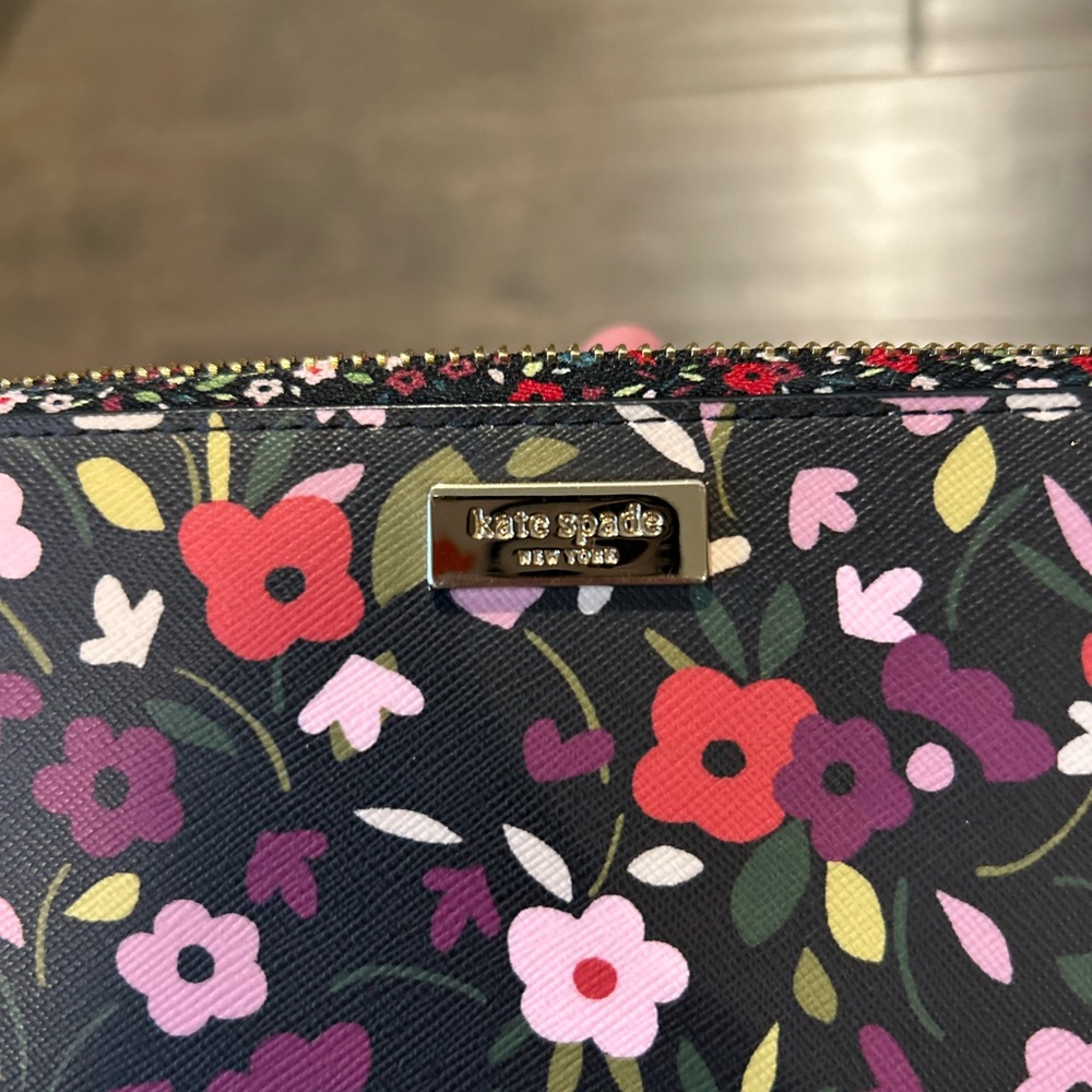 Kate Spade New York | Cameron Street Boho Floral Lacey Wallet - Picture 2 of 6